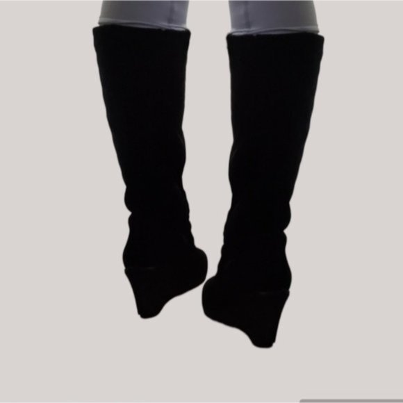 La Canadienne Rare Edition  Waterproof Suede Wedge Boots w Fur Interior- Size 10 - Picture 10 of 15